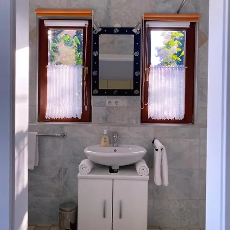 Villa Athina Potistika