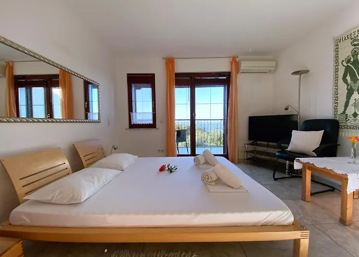 Appartement Athina Potistika